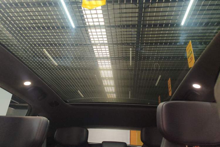 Used Avatr 07 2024 Max Extended-Range Edition Headliner