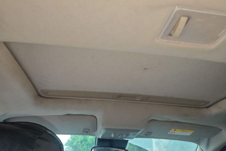 Used Chevrolet Trax 2016 1.4T Manual Two-Wheel Drive Comfort Version with Sunroof