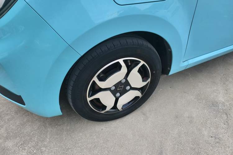 Used SOL E10X 2021 302 km Range Luxury Version 30.2 kWh