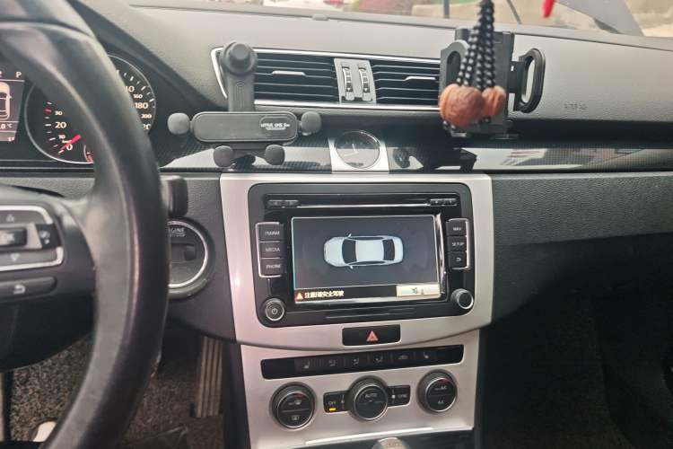 Used Volkswagen Magotan 2016 1.8TSI Luxury Comfort Model Audio And AC Panel