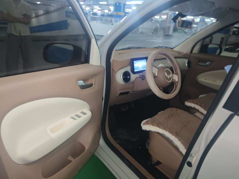 Used Wuling Hongguang MINIEV 2025 Four-Door Version Advanced Edition — 12