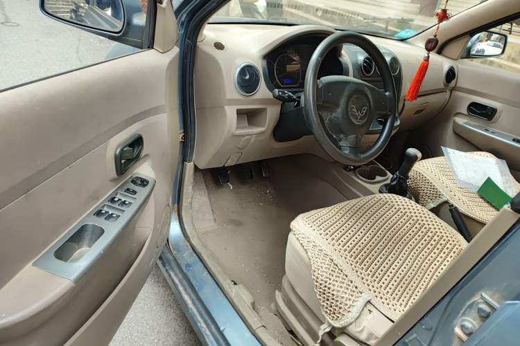 Used Wuling Hongguang 2010 1.4L Comfort Version
