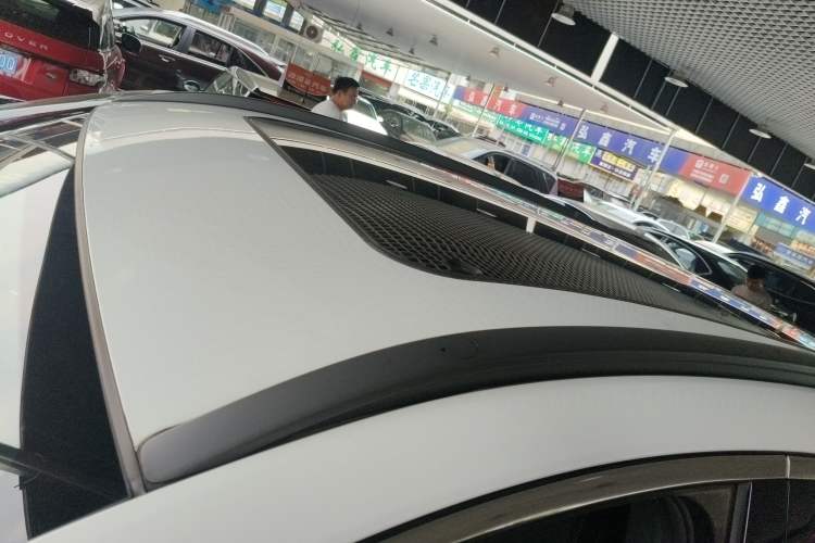 Used JETOUR Shanhai L6 2024 1.5TD DHT ULTRA Roof