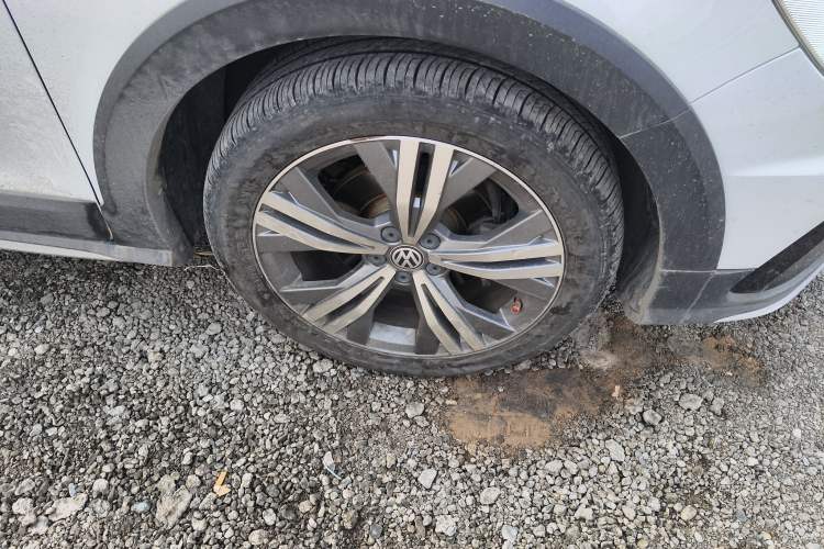 Used Volkswagen C-TREK 2017 1.6L Automatic Luxury Model