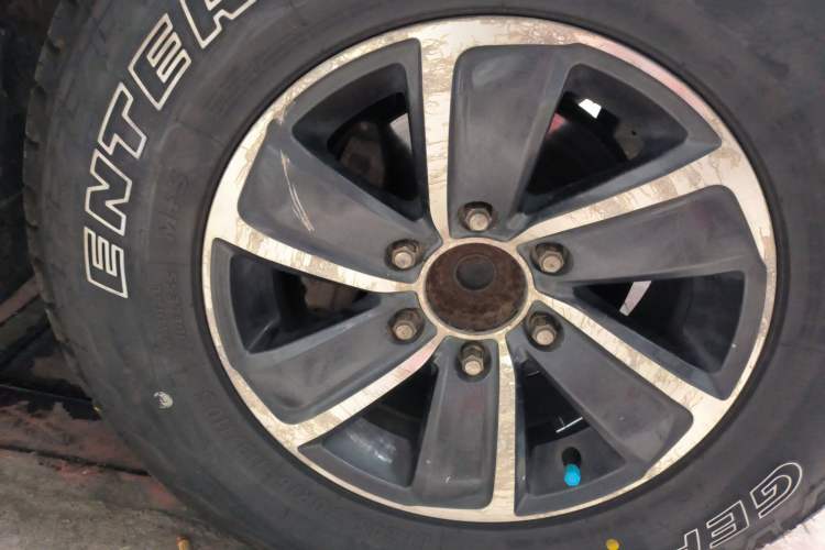 Used GAC Gonow GP150 2015 2.5T Two-Wheel Drive Deluxe Version GA4D25TCI
