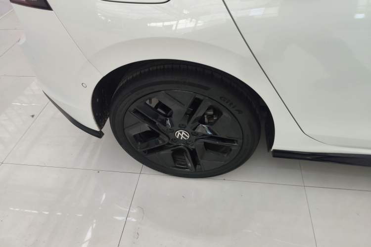 Used Volkswagen Golf 2025 300TSI R-Line