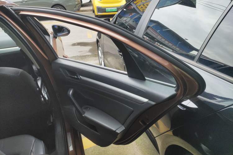 Used Volkswagen Lamando 2018 280TSI DSG Comfort Edition