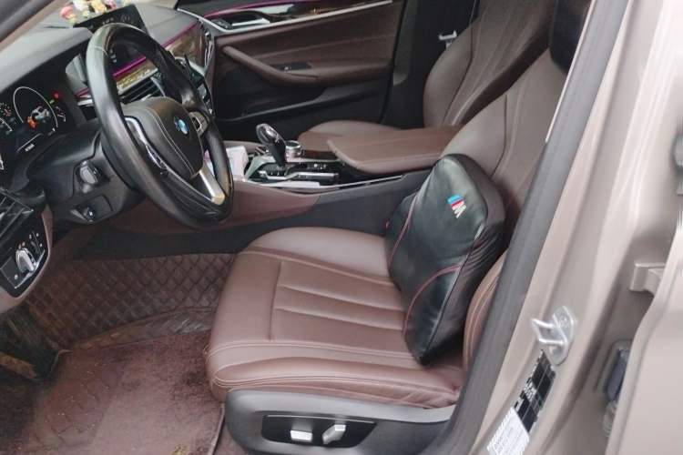 Used BMW 5 Series 2019 Facelifted 525Li Luxury Package
