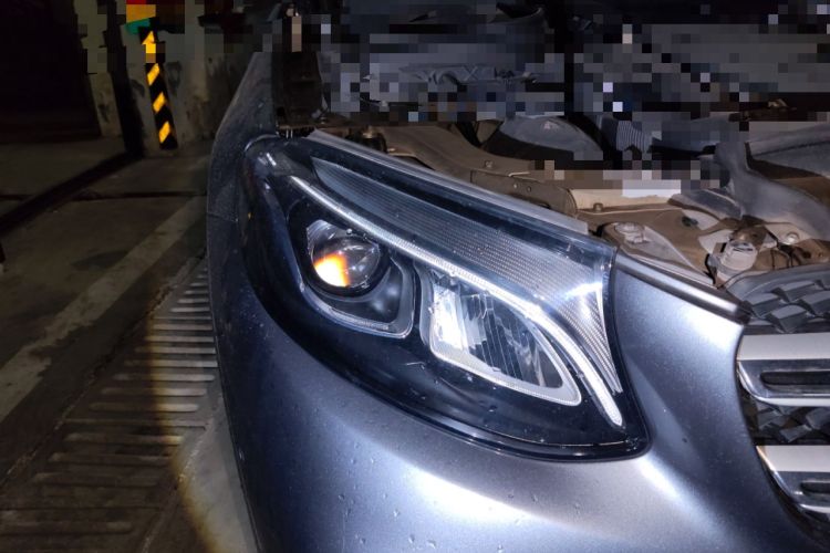 Used Mercedes-Benz GLC 2018 GLC 260 4MATIC Luxury Model Right Front Headlight