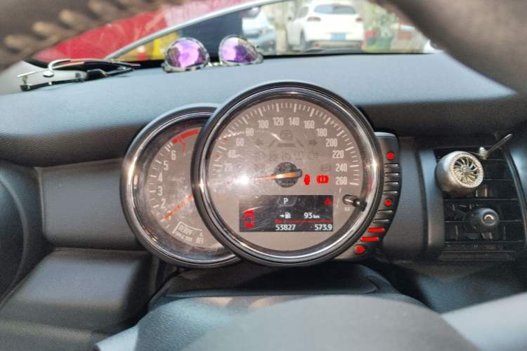 Used MINI 2016 1.2T ONE
