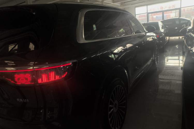 Used Hima AITO M8 2025 Extended-Range Ultra Version 53.4 kWh 6-Seater Edition