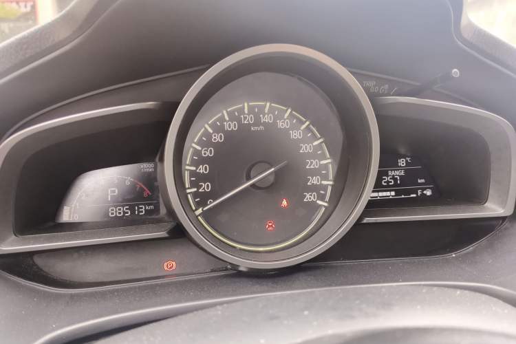 Used Mazda 3 Axela 2017 Sedan 1.5L Automatic Luxury Model China VI Standard