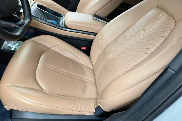 Used Nio ES6 2020 610 km Performance Version Left Front Seat