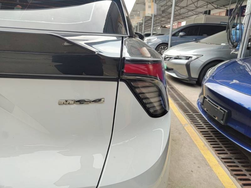 Used MG 4 EV 2023 415 km Range Sea-Faring Champion Edition — 7