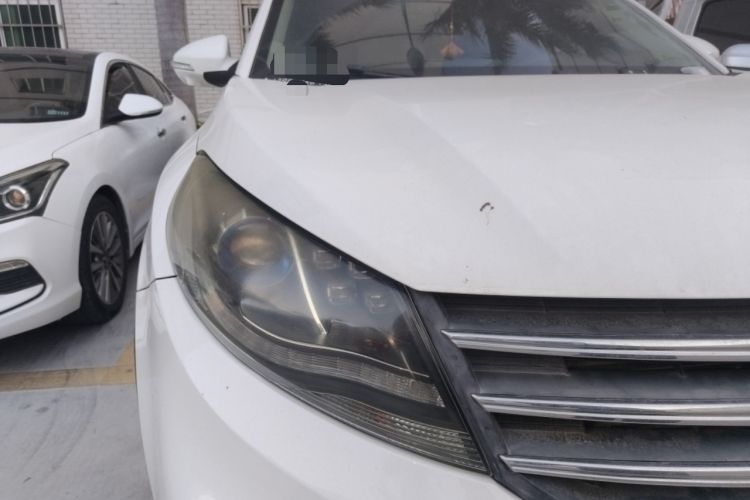 Used Dongfeng Fengon 580 2017 1.5T CVT Smart Style Model Right Front Headlight