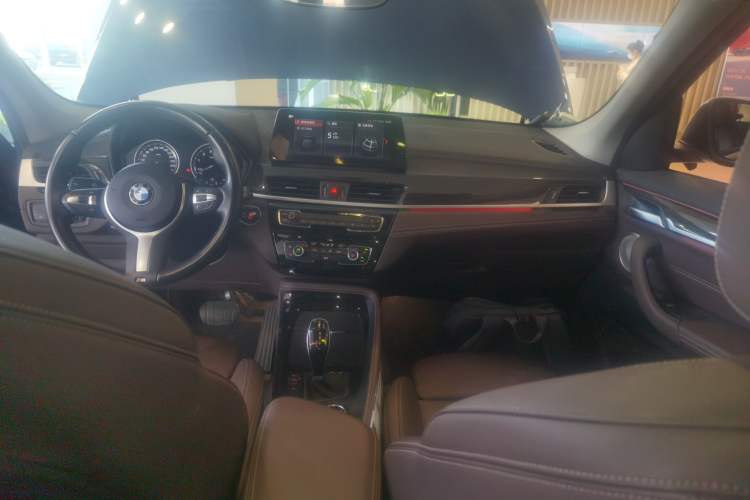 Used BMW X1 2022 xDrive25Li Luxury Model Audio And AC Panel