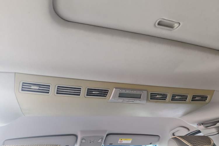 Used JAC Group Refine M5 2016 2.0T Gasoline Automatic Business Edition Headliner