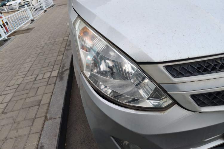 Used Wuling Rongguang V 2015 1.5L Base Version
