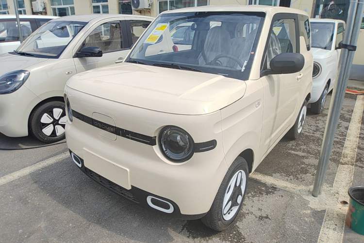 Used Geely Galaxy Panda 2025 210 km – Yuanqi Bear