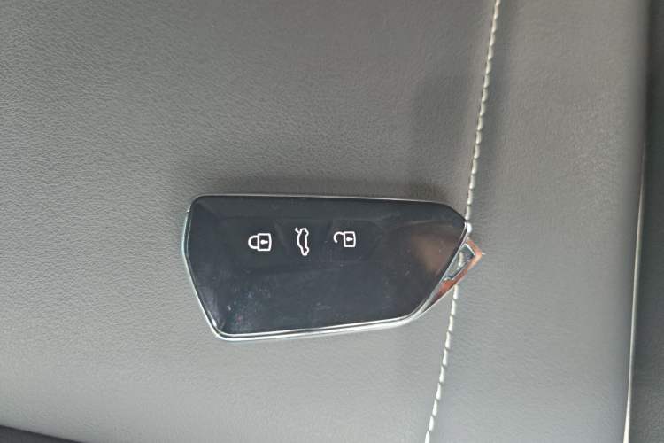 Used Volkswagen ID.4 X 2025 Smart Version Pure & Intelligent Enjoyment Edition