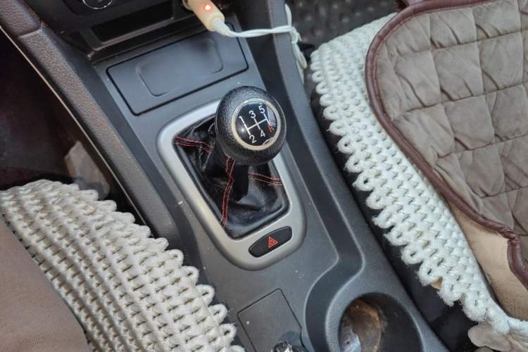 Used BAIC Senova D50 2014 1.5L manual standard version