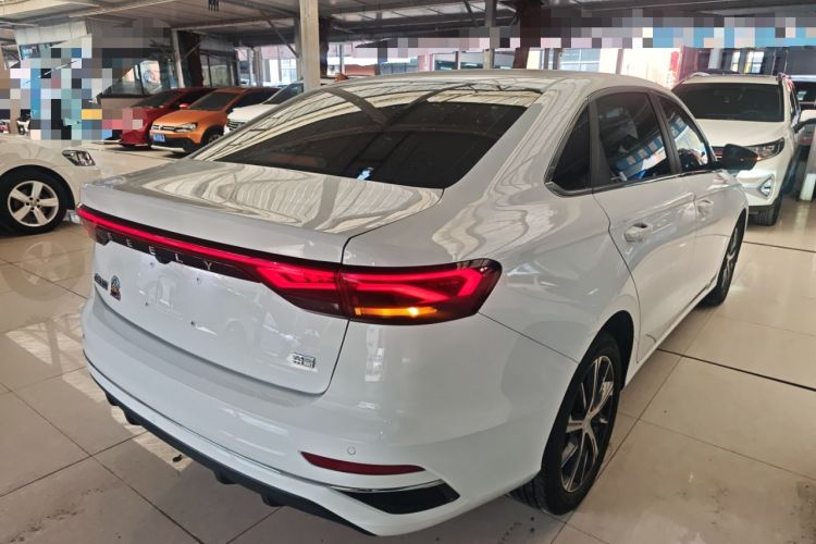 Used Geely Auto Emgrand 2022 4th Generation 1.5L CVT Luxury Model
