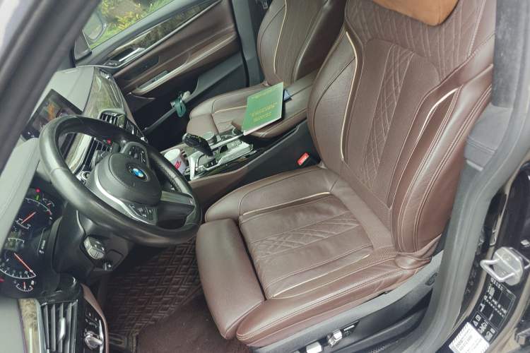 Used BMW 6 Series GT 2018 640i xDrive M Sport Package