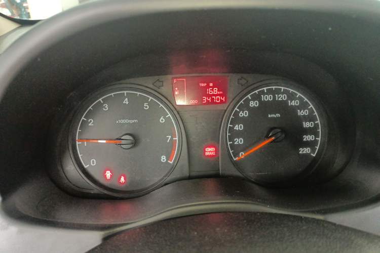 Used Hyundai Verna (older generation) 2014 1.4L Manual Smart GLS Trim
