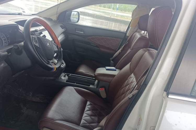 Used Honda CR-V 2012 2.0L two-wheel drive urban version
