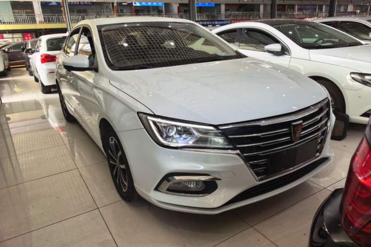 Used Roewe i5 2020 1.5L Automatic 4G Connect Luxury Flagship Edition Front Right 45 Deg