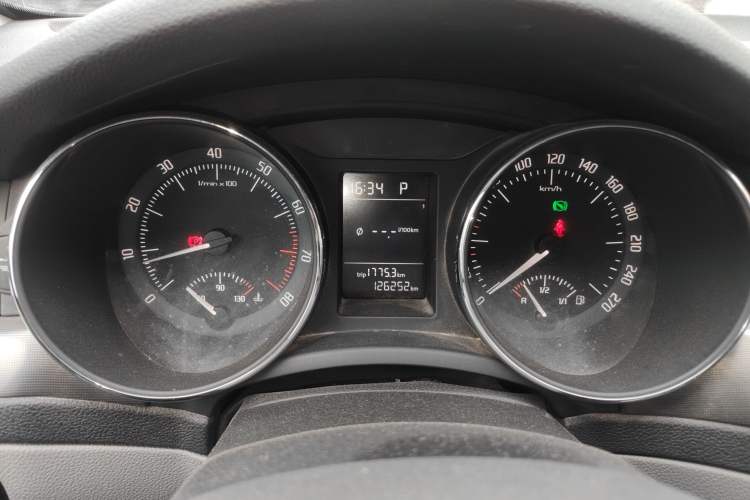 Used Skoda Superb 2013 1.4TSI DSG Sport Edition Instrument Cluster