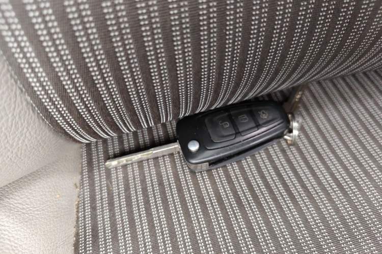 Used Ford Focus 2012 Sedan 1.6L Automatic Fashion Edition