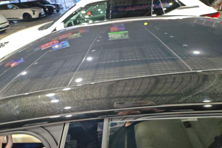 Used Avatr 06 2025 Pro Range-Extended Edition Roof