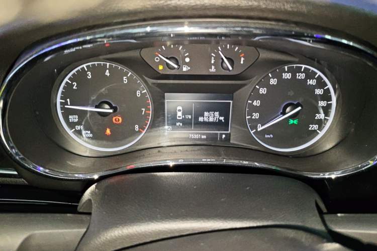 Used Buick Encore 2016 18T Automatic Two-Wheel Drive Urban Elite Model
