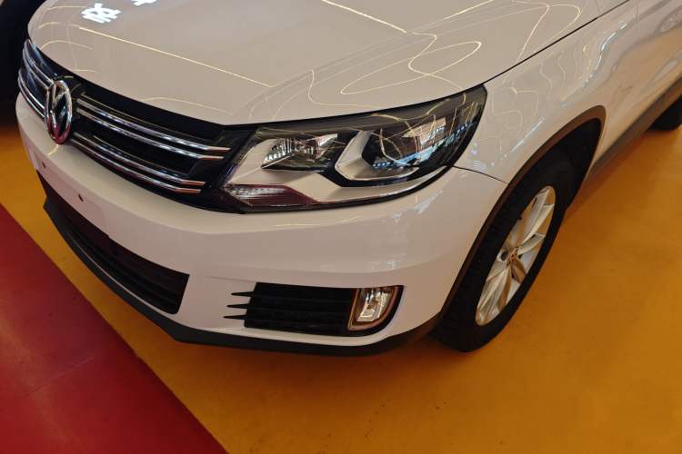 Used Volkswagen Tiguan 2016 280TSI Automatic Two-Wheel-Drive Silk Road Style Edition Left Front Headlight