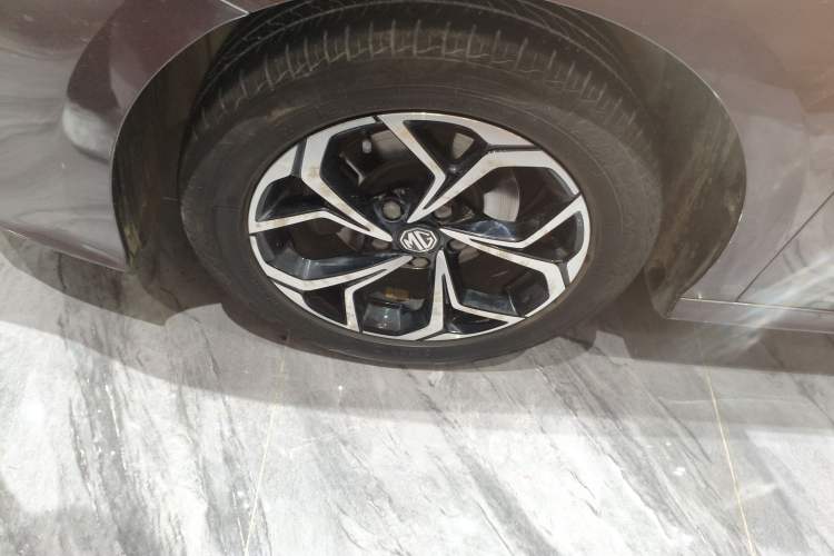 Used MG 5 2022 180 DVVT Manual Youth Luxury Edition