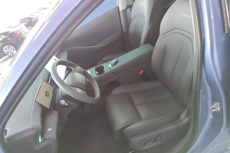 Used Nissan N6 2026 Model 180 Max Left Front Seat