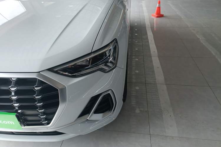 Used Audi Q3 2023 35 TFSI Fashion Dynamic Model (1.5T)