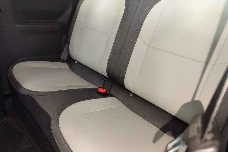 Used Livan Blue Balloon 2025 Model Dynamic Version