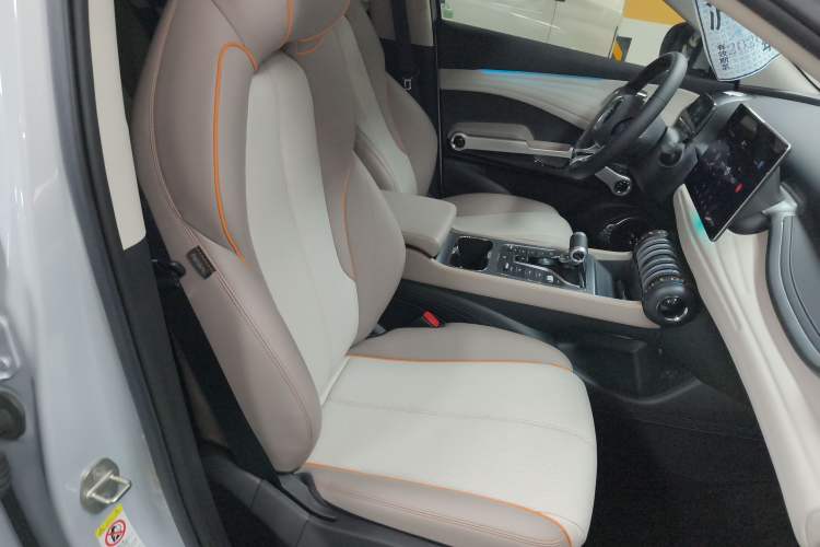 Used BYD Yuan PLUS 2024 Honor Edition 510KM Beyond Model
