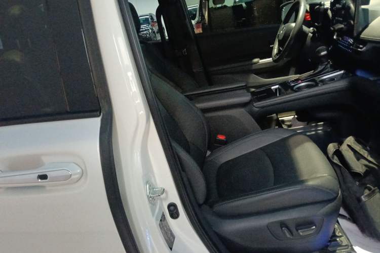 Used Toyota Sienna 2021 2.5L Hybrid Ultimate Edition
