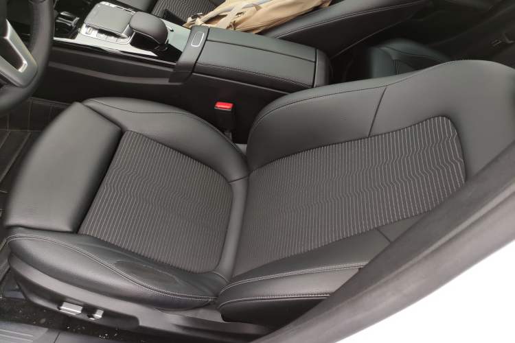 Used Mercedes-Benz A-Class 2019 A 200 Dynamic Edition Left Front Seat