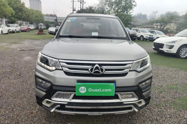 Used CHANGAN OSHAN CX70 2016 1.6L Manual Luxury Model Front