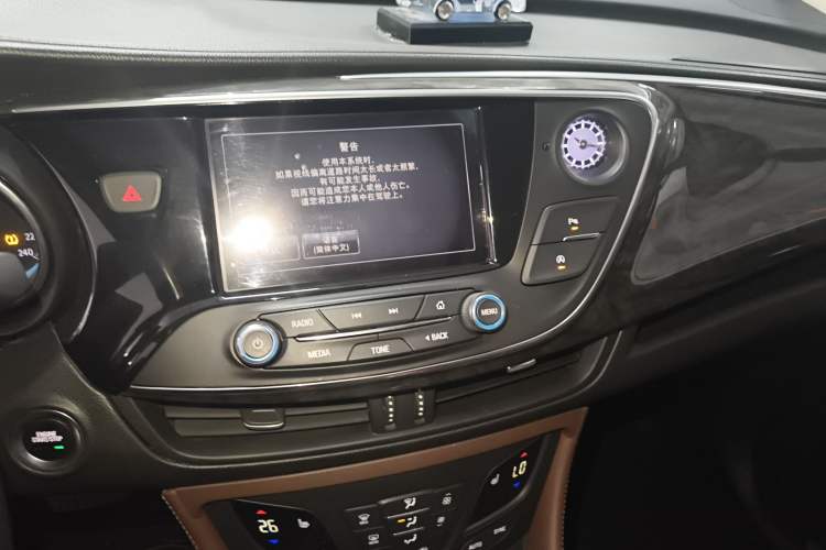 Used Buick Envision 2014 28T Four-Wheel Drive Elite Model