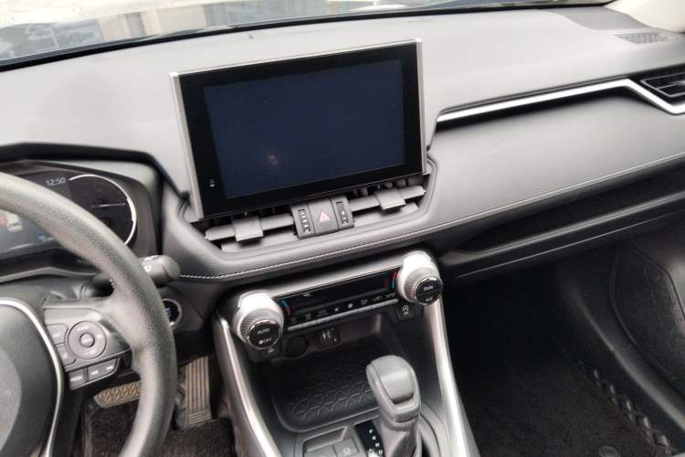 Used Toyota RAV4 2021 2.0L CVT 4x4 Trend Edition