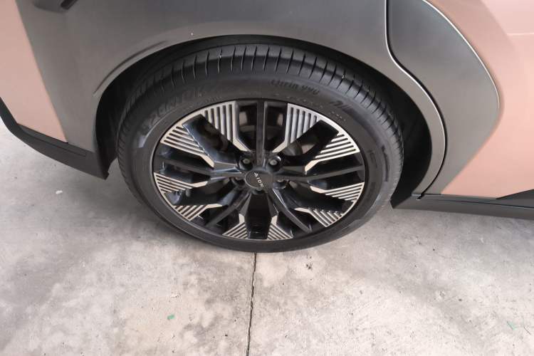 Used AION Y 2022 70 Tech Edition Lithium Iron Phosphate
