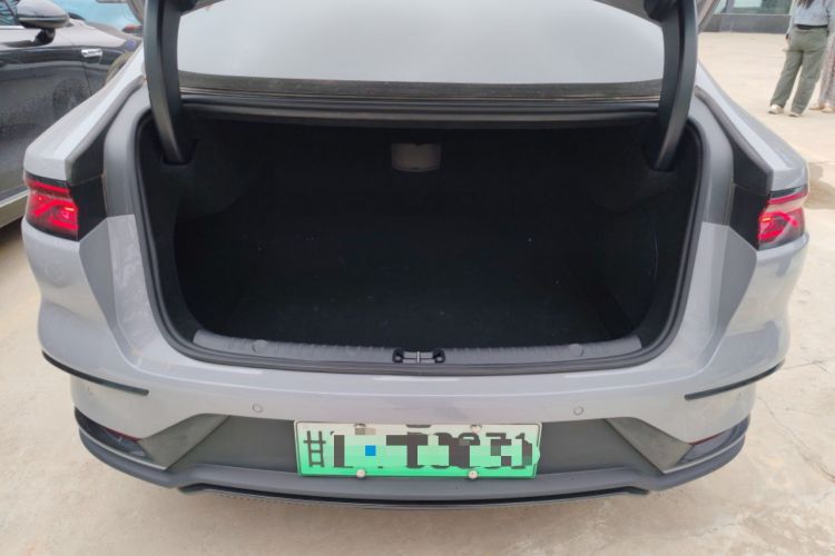 Used BYD Han 2025 DM-i Intelligent Driving Edition 125KM LiDAR Flagship Model
