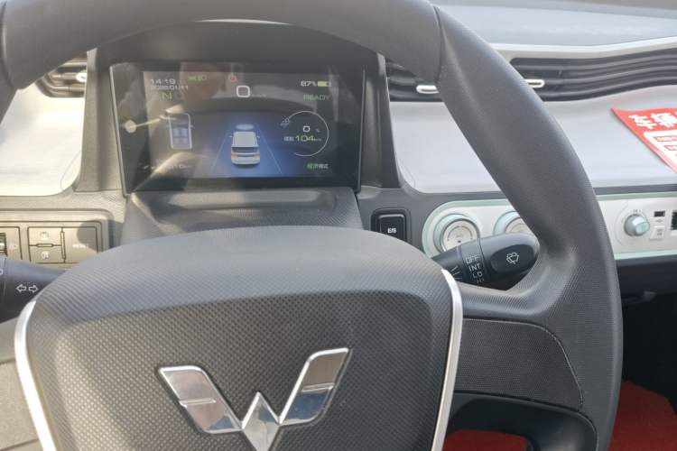 Used Wuling Hongguang MINIEV 2022 Macaron Premium Model – Lithium Iron Phosphate