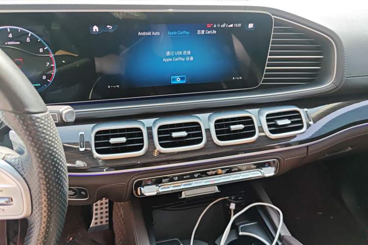 Used Mercedes-Benz GLS 2022 Second Facelift GLS 450 4MATIC Stylish Version Audio And AC Panel