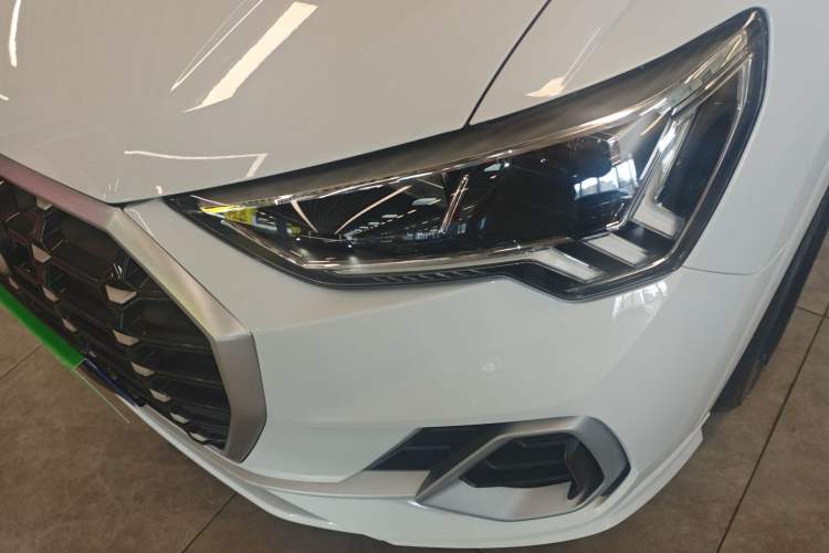 Used Audi Q3 2020 40 TFSI Fashion Dynamic Model